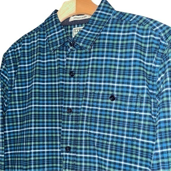 L.L. Bean Other - L.L. Bean L Blue Green White Checkered Plaid Cotton Flannel Button Down Shirt